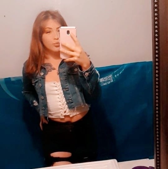 Meet your Posher, Casey - Picture 1 of 1